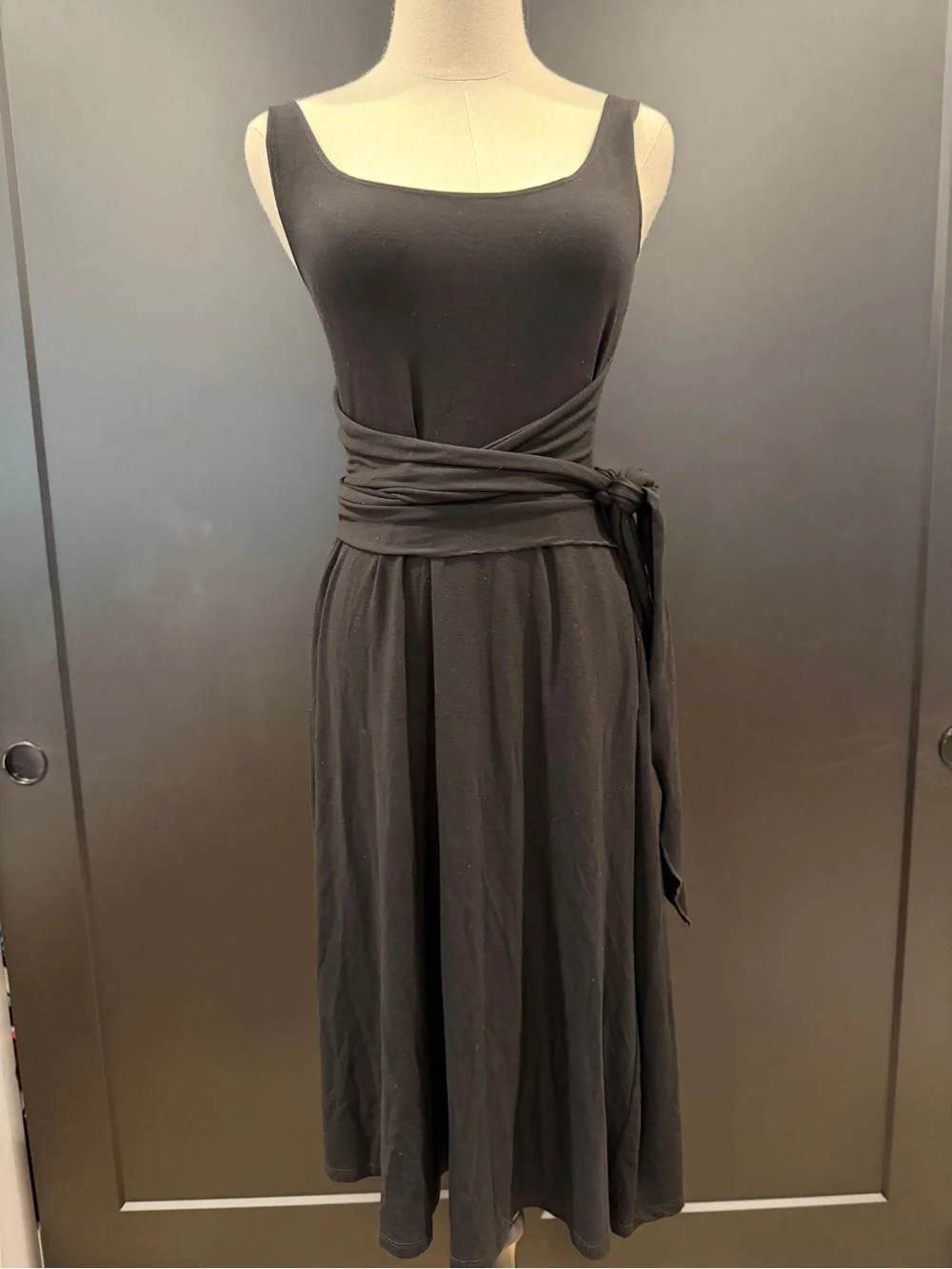 Reformation Jeans Black August Midi Dress w/ Tie - Medium - Excellent Condition - Picture 9 of 16